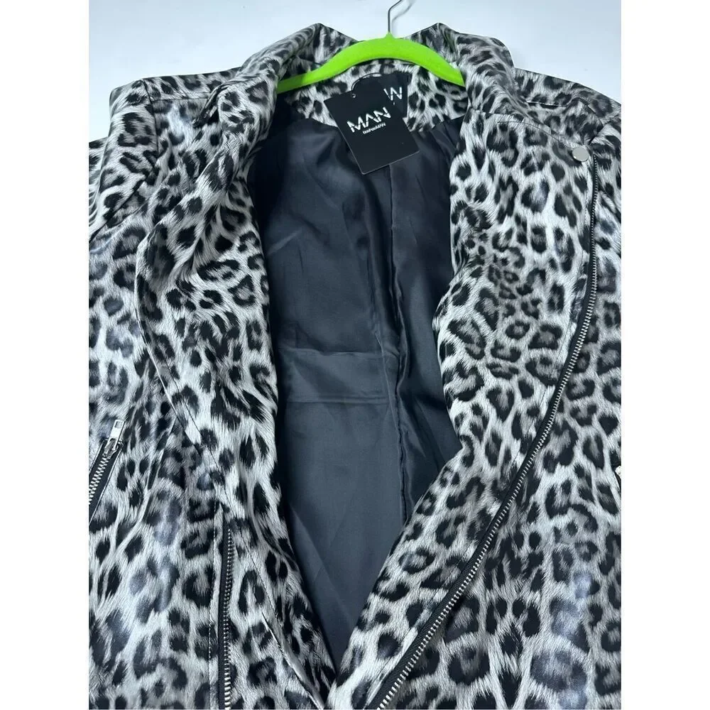 NWT MAN Boohoo Women Animal Print Polyurethane Zip Rein Jacket Size XXL Belted
